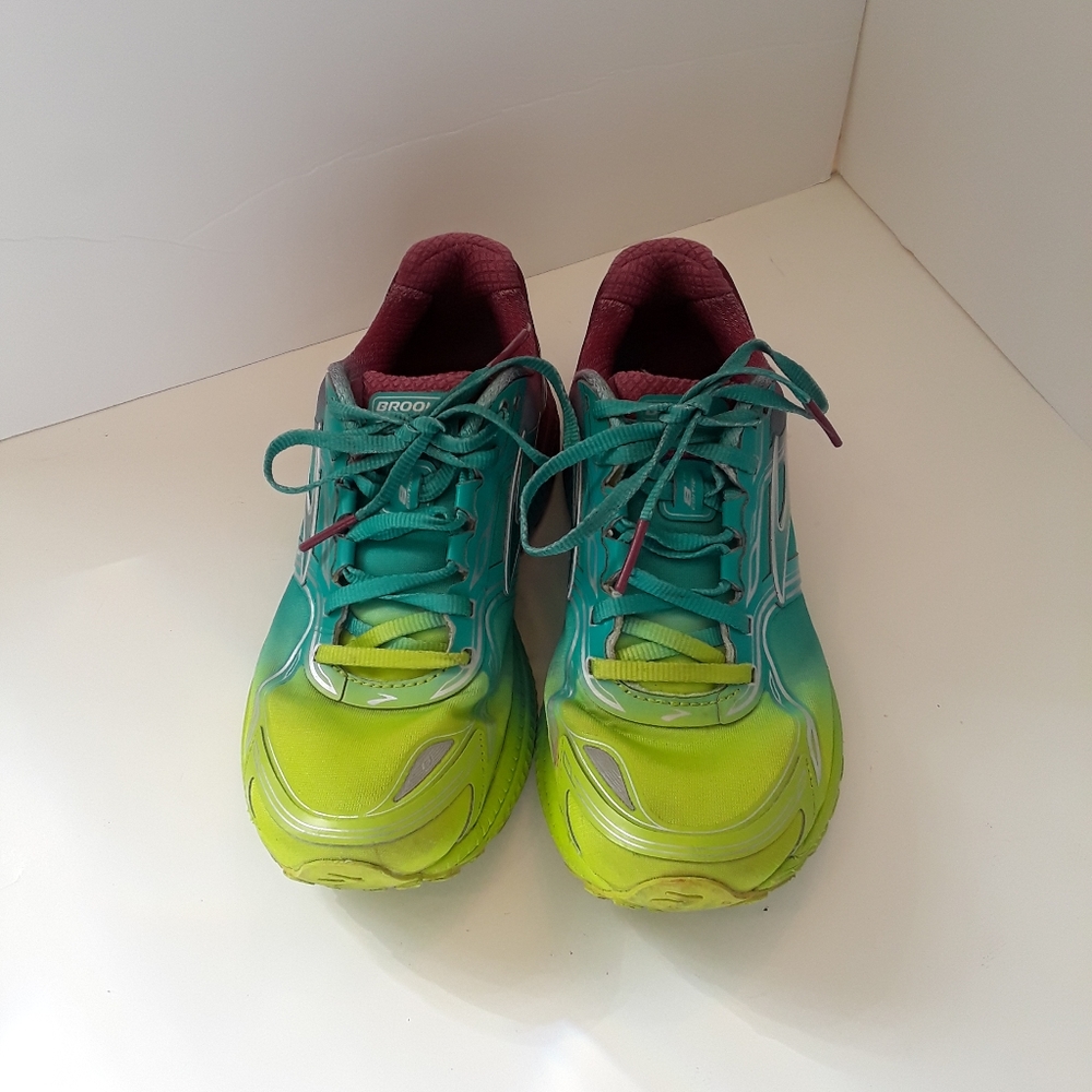 Brooks Ghosts 8 Running Shoes